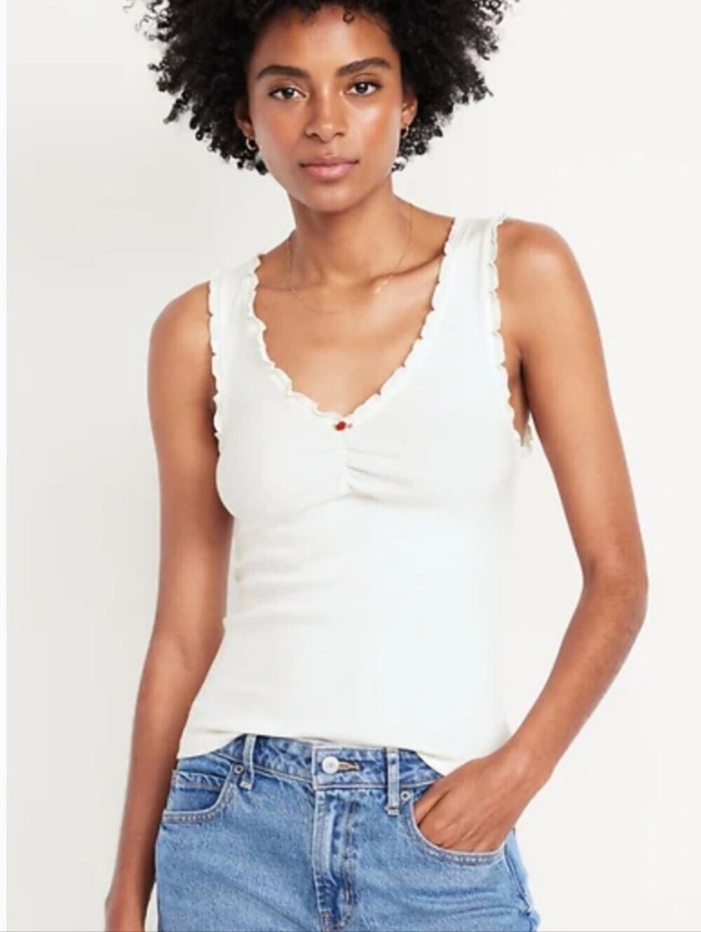 NWT Old Navy Women’s Cream Ribbed V-Neck Tank Top Size Small